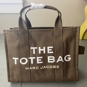 Marc Jacobs The Tote Bag- Medium